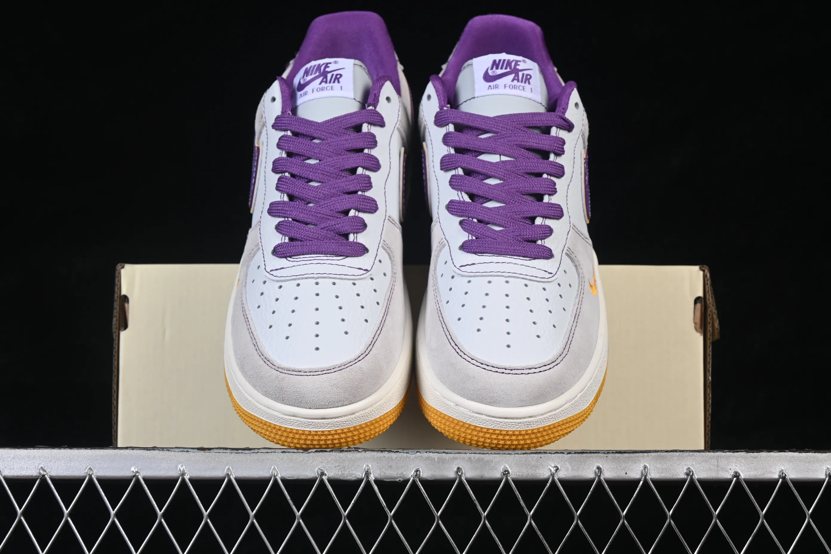All categories Nk Air Force 1 Air Force series Nk Air Force 1 Low Air Force low top Nike Air Force 1'07 Low NBA joint Purple Lakers Air Force 1 low top casual sneakers SS1979-004